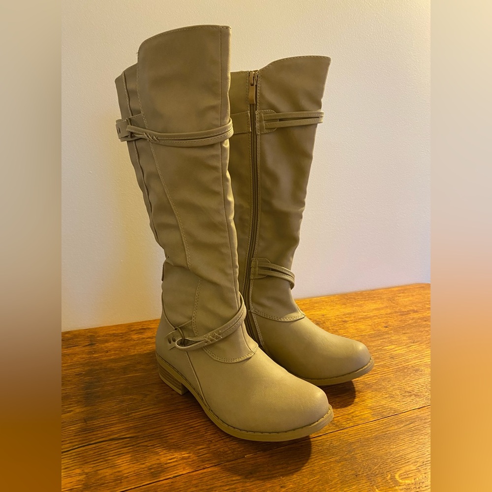 Tan Boots